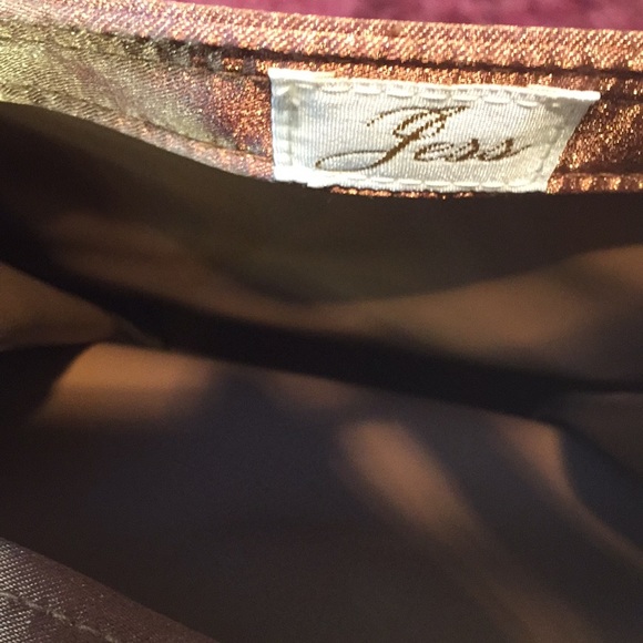 Jess Tote with product - Picture 5 of 8